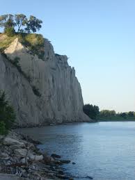 bluffs